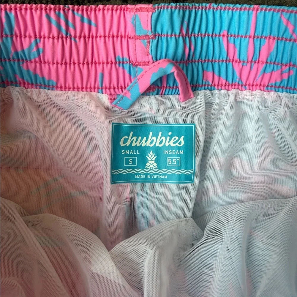 CHUBBIES Classic 5.5in Swim Trunks In Prince Of Prints Pattern